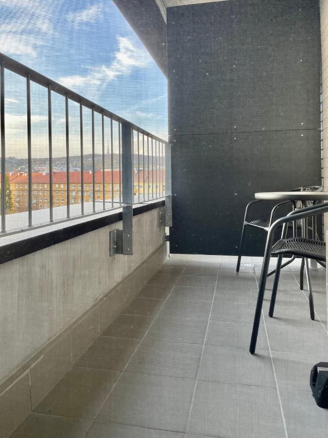 Great Apartment Братислава Екстериор снимка
